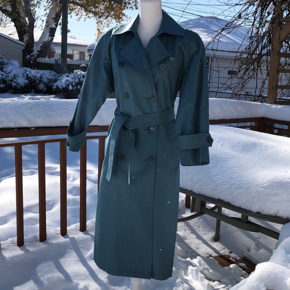 London Fog Jackets & Blazers - 💥PRICE DROP💥NWOT LONDON FOG COAT